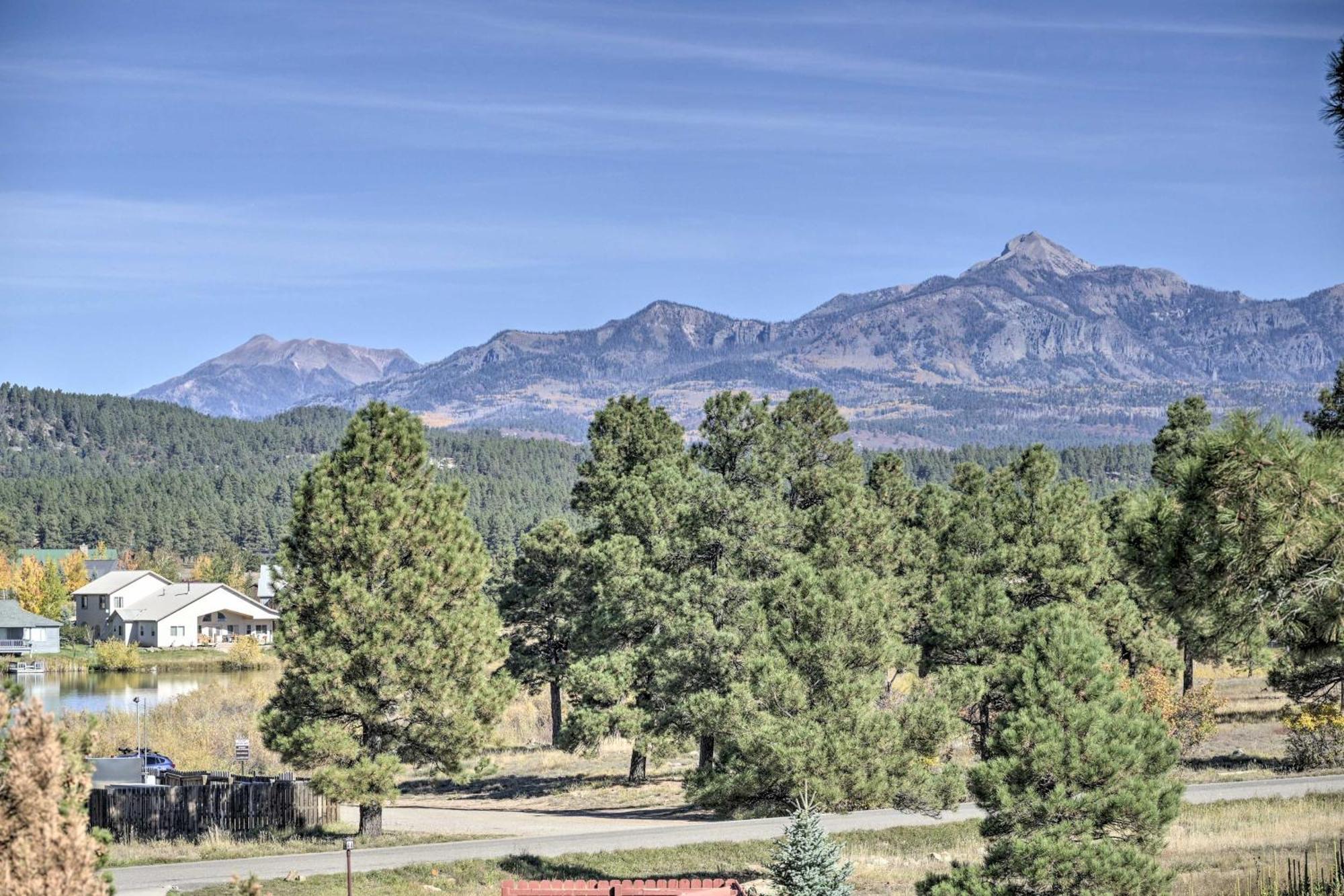 Cozy Pagosa Condo Stunning Mountain And Lake Views! Pagosa Springs Bagian luar foto